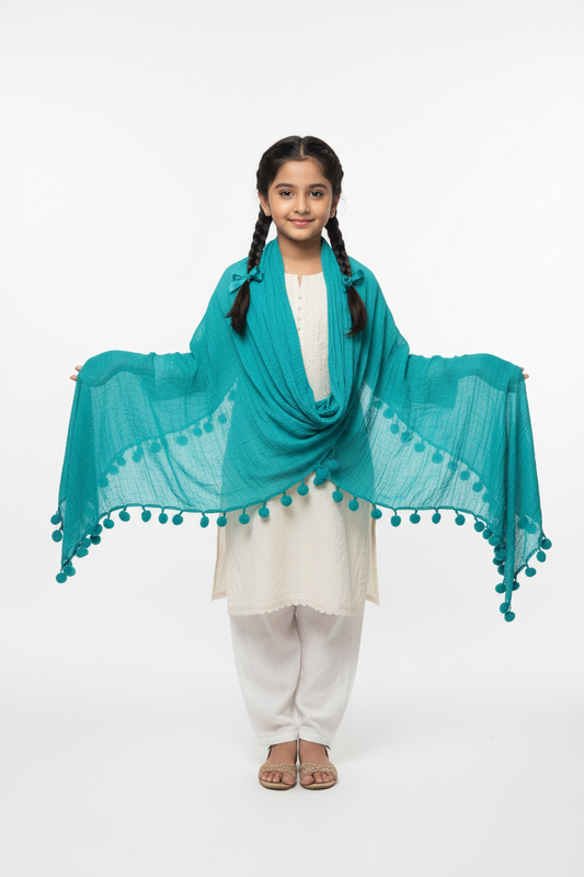Model in Teal Dupatta